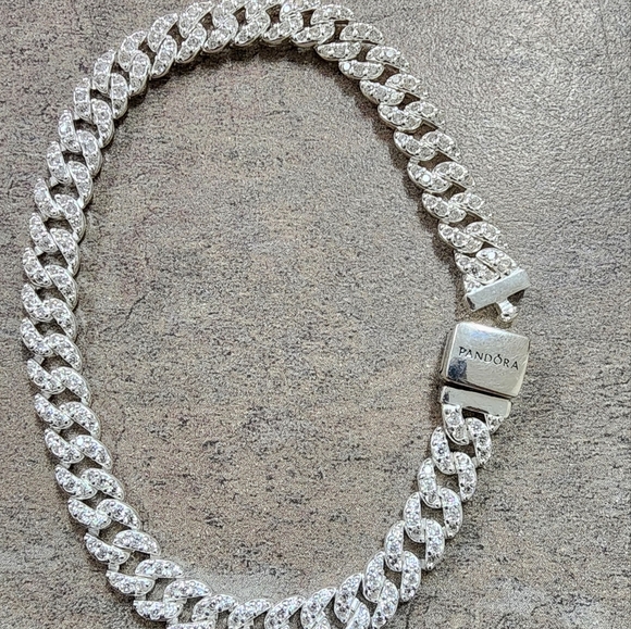 Pandora Timeless Pavé Cuban Chain Bracelet - Picture 5 of 7